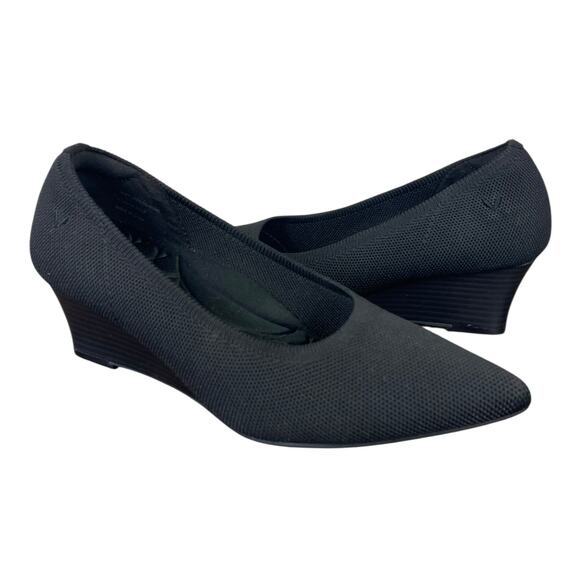 Chic Black Wedge Heels - Picture 6 of 13